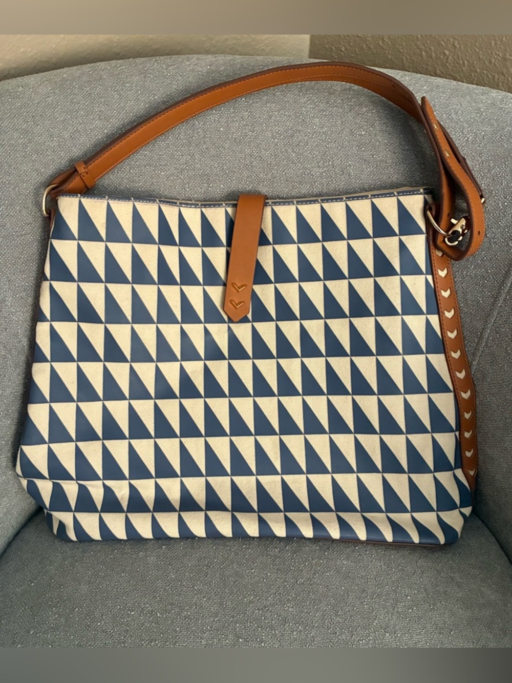 Stella & Dot Geo Blue Tile Canvas Hobo Bag